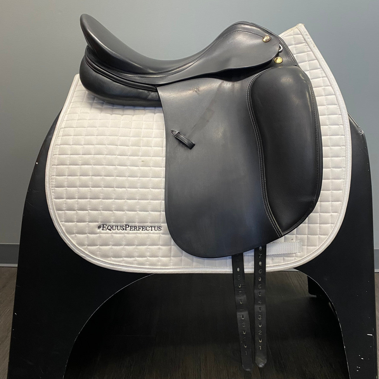 Used Prestige Top Dressage Saddle 17" Medium Tree - sku to order - 4002965