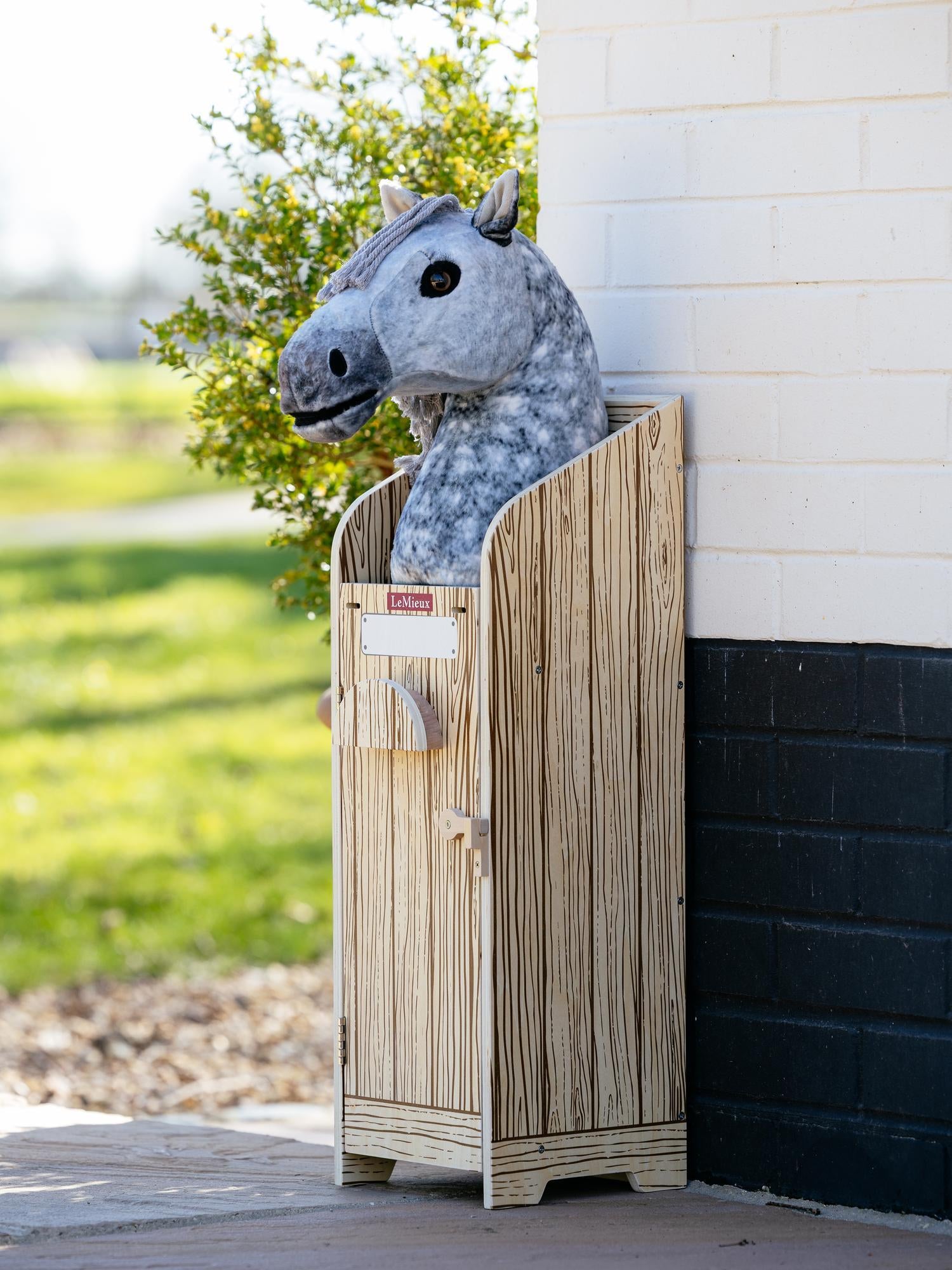 LeMieux Hobby Horse Stable
