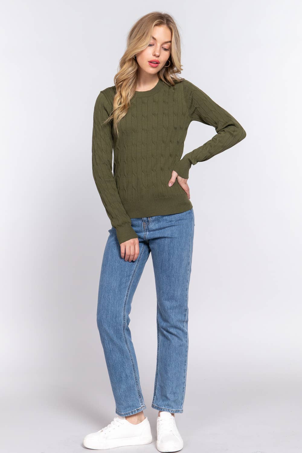 Long Sleeve Round Neck Cable Sweater