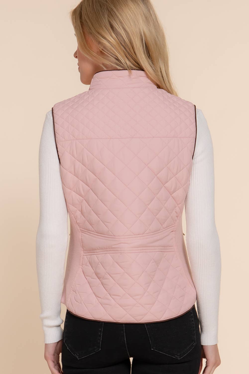 Quilted Padding Vest w/ Suede Piping