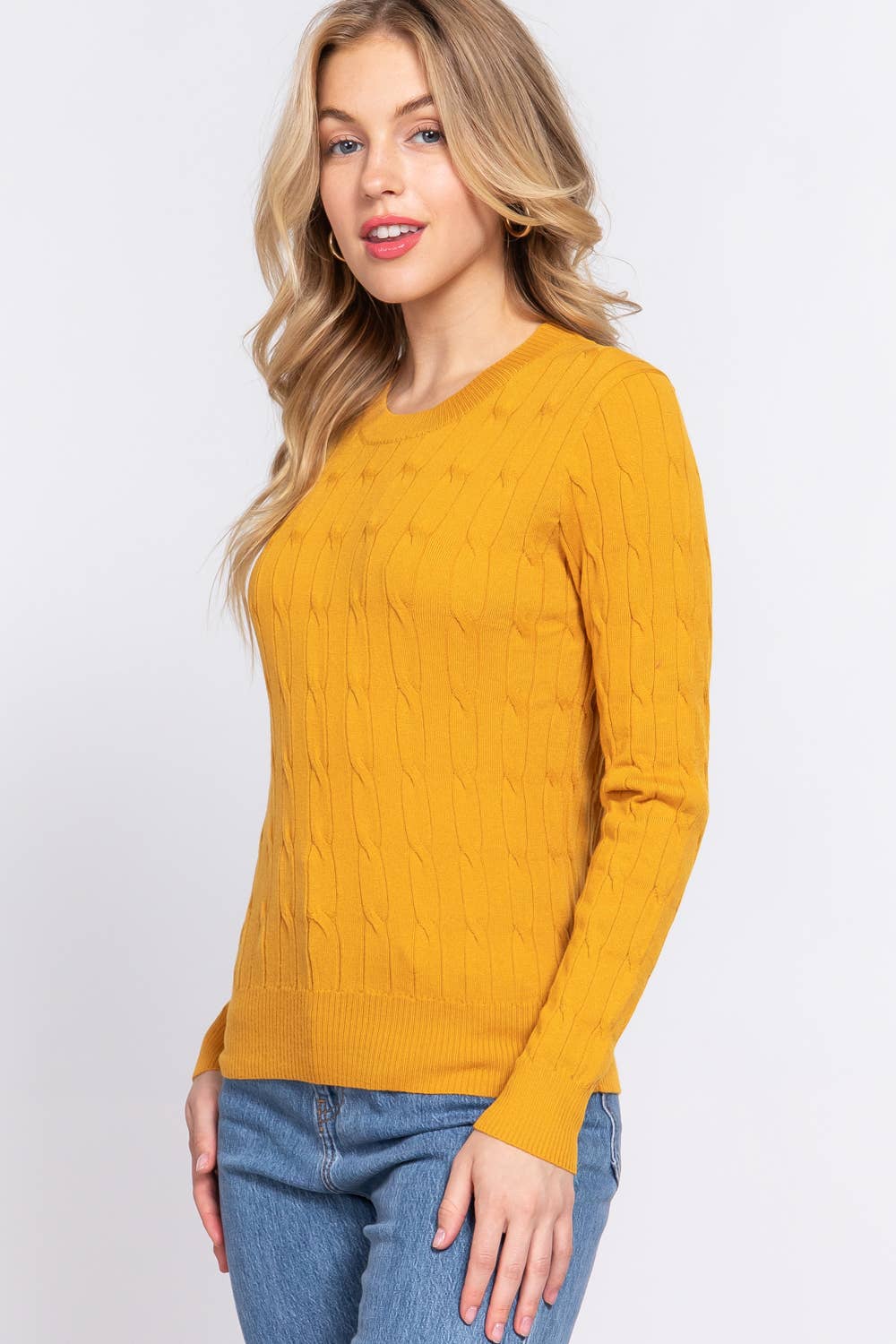 Long Sleeve Round Neck Cable Sweater