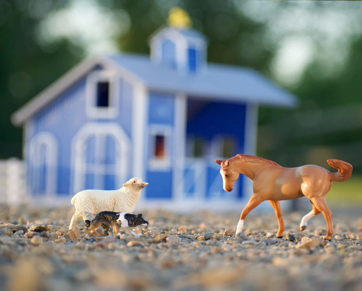 Breyer Breyer Farms Home at the Barn Playset - sku to order - 115297