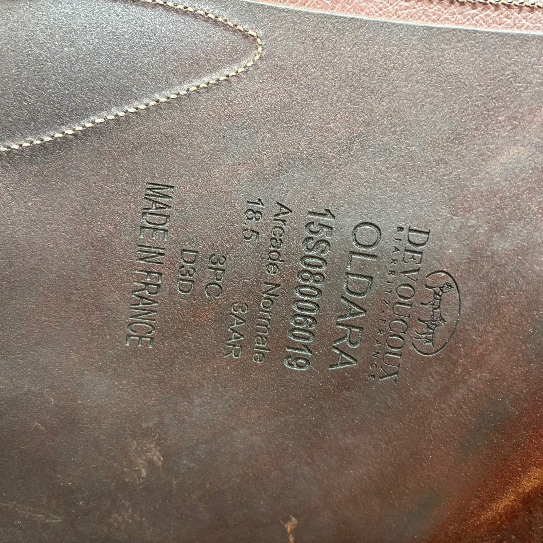 Used Decoucoux Oldara Jump Saddle 18.5" Medium Wide Tree