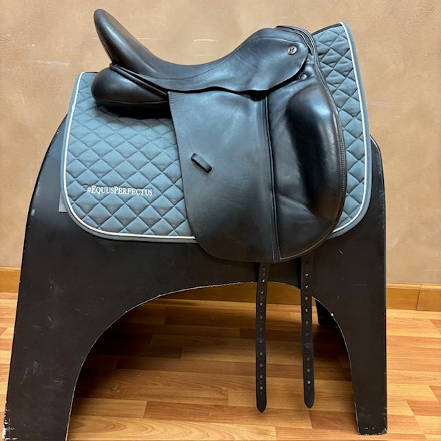 Used Trilogy Verago Elite Dressage Saddle 18" Wide Tree
