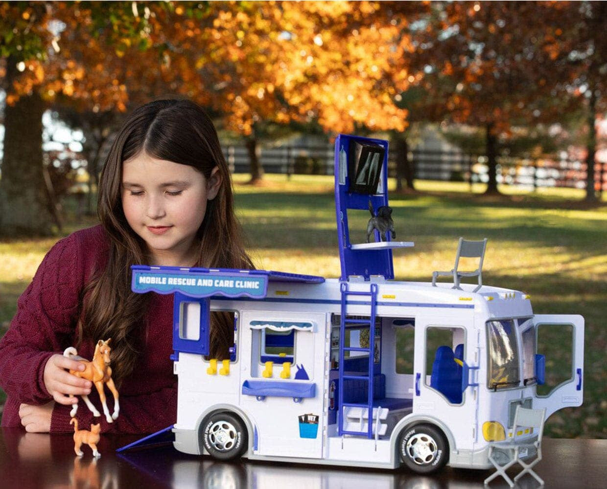 Breyer Mobile Rescue & Care Clinic - sku to order - 60045972