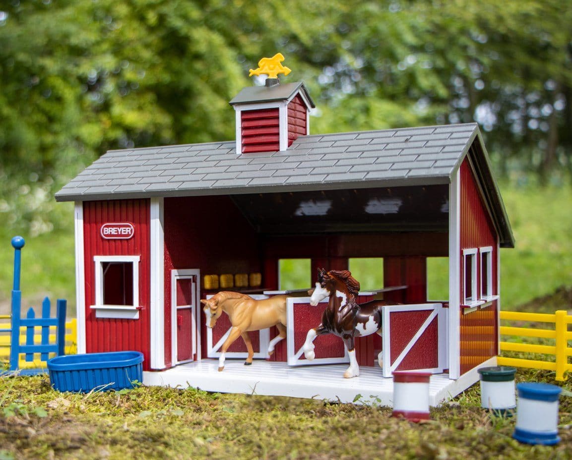 Breyer Red Stable Playset