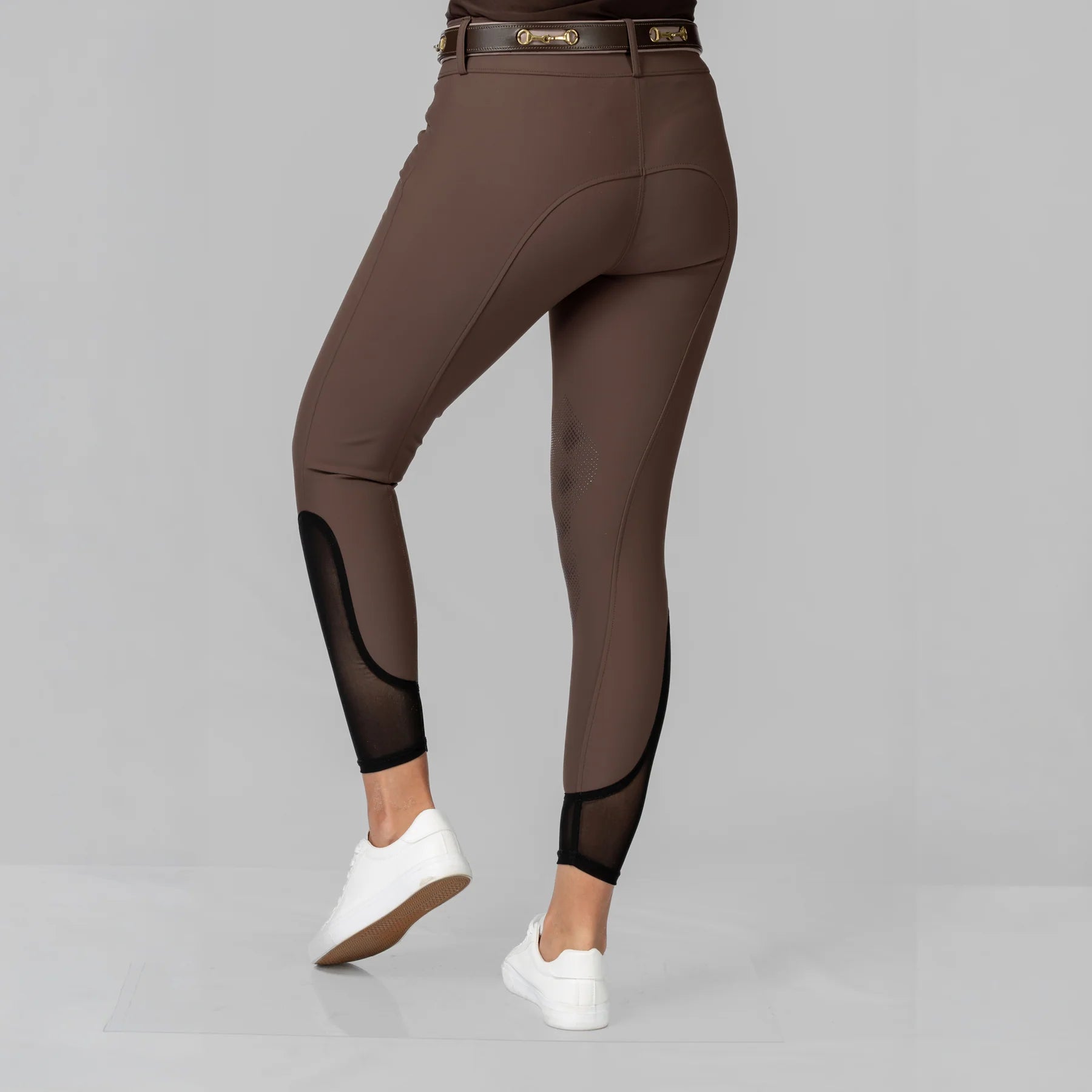 #color_dark brown